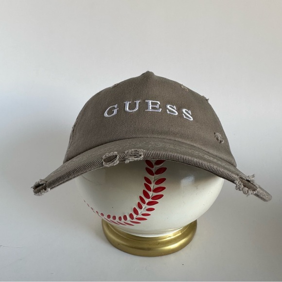 Guess Women’s Baseball Hat StrapBack Beige - Picture 4 of 12